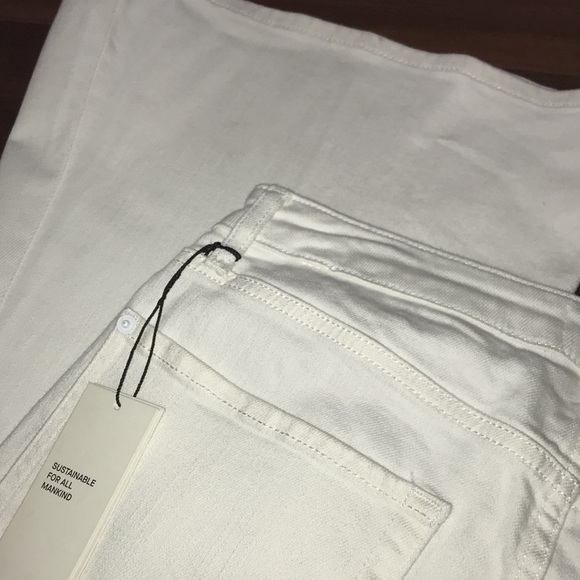 7 For All Mankind Megaflare Jeans in Clean White NWT - Picture 6 of 10